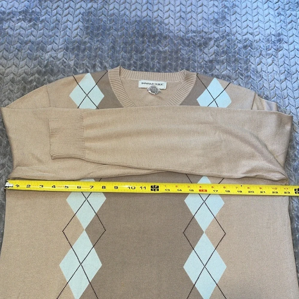 Banana‎ Republic Argyle 100% Cotton V Neck Cardigan.  Vintage.  Size Large.